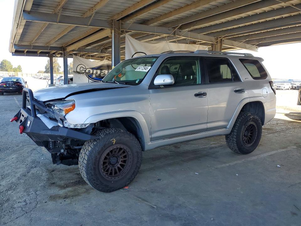 2011 Toyota 4runner მანქანა იყიდება აუქციონზე, vin: JTEBU5JR0B5035405, აუქციონის ნომერი: 54172946