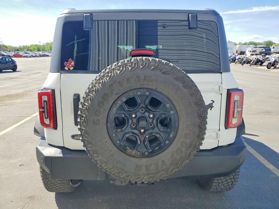 2024 Ford Bronco მანქანა იყიდება აუქციონზე, vin: 1FMEE2BP2RLA35028, აუქციონის ნომერი: 54092106
