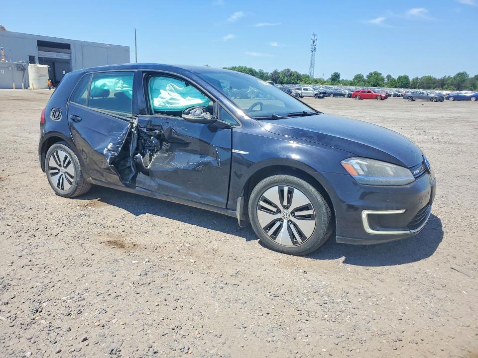 54098856 :رقم المزاد ، WVWPP7AU8FW904026 vin ، 2015 Volkswagen E-golf مزاد بيع