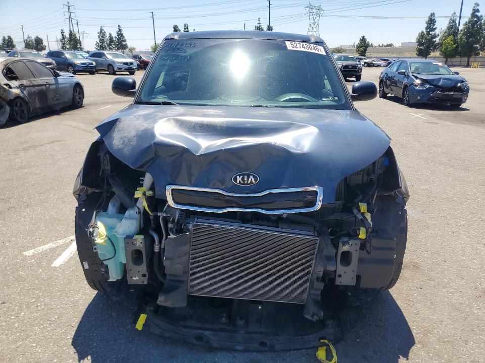 52743046 :رقم المزاد ، KNDJP3A58F7201186 vin ، 2015 Kia Soul مزاد بيع