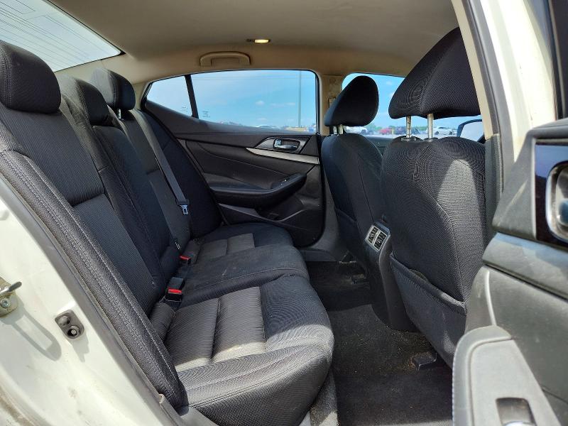 53257286 :رقم المزاد ، 1N4AA6AP5JC404983 vin ، 2018 Nissan Maxima مزاد بيع