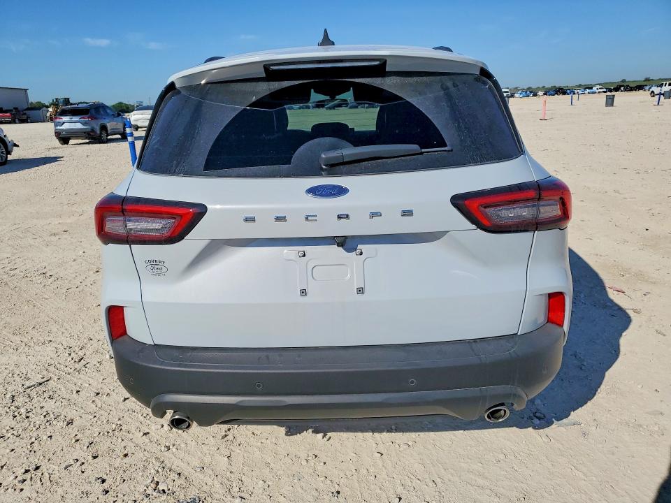 53373956 :رقم المزاد ، 1FMCU0MN8SUB15654 vin ، 2025 Ford Escape مزاد بيع