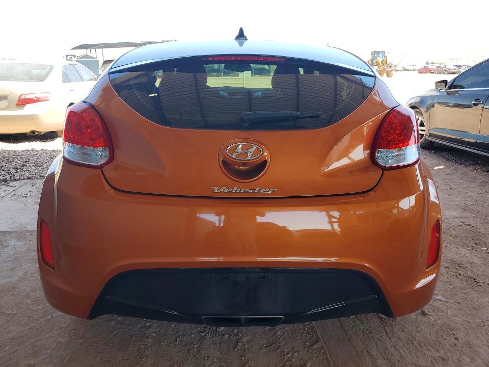 52846686 :رقم المزاد ، KMHTC6AD2HU312300 vin ، 2017 Hyundai Veloster مزاد بيع