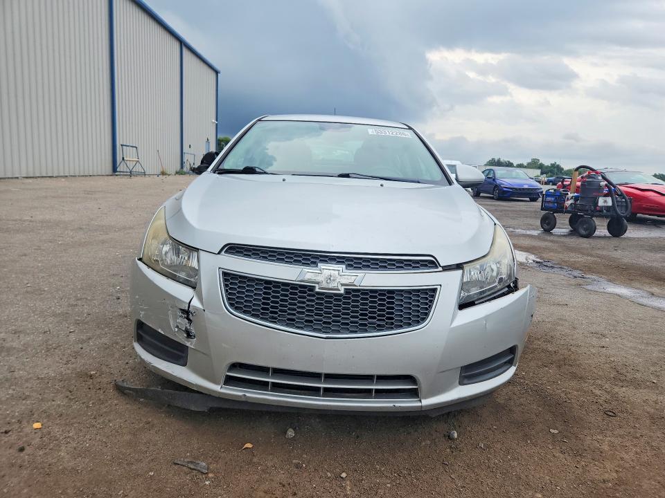 53312286 :رقم المزاد ، 1G1PC5SB4D7239073 vin ، 2013 Chevrolet Cruze مزاد بيع