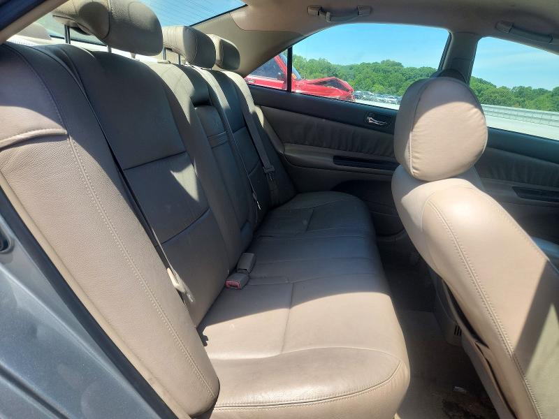 52318386 :رقم المزاد ، 4T1BF32K65U603487 vin ، 2005 Toyota Camry مزاد بيع
