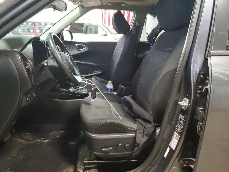 53086726 :رقم المزاد ، KNDJ33AU7M7755142 vin ، 2021 Kia Soul مزاد بيع