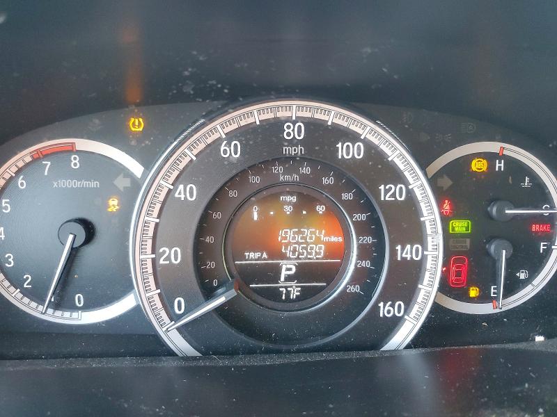 52178876 :رقم المزاد ، 1HGCR2F33HA180517 vin ، 2017 Honda Accord مزاد بيع