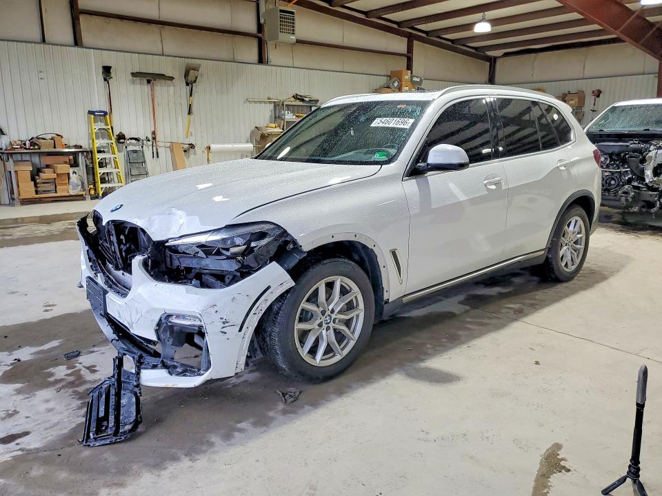 54601696 :رقم المزاد ، 5UXCR6C02M9F33066 vin ، 2021 Bmw X5 مزاد بيع