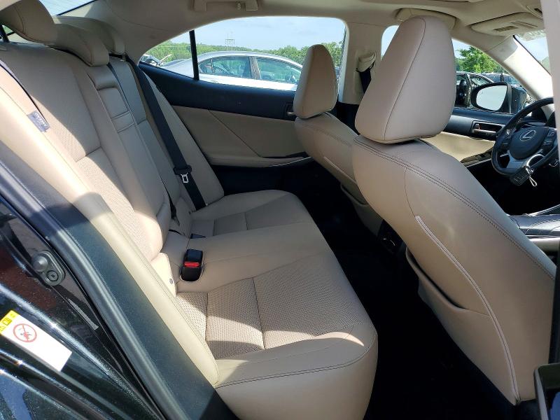 54295606 :رقم المزاد ، JTHBA1D21J5075493 vin ، 2018 Lexus Is مزاد بيع
