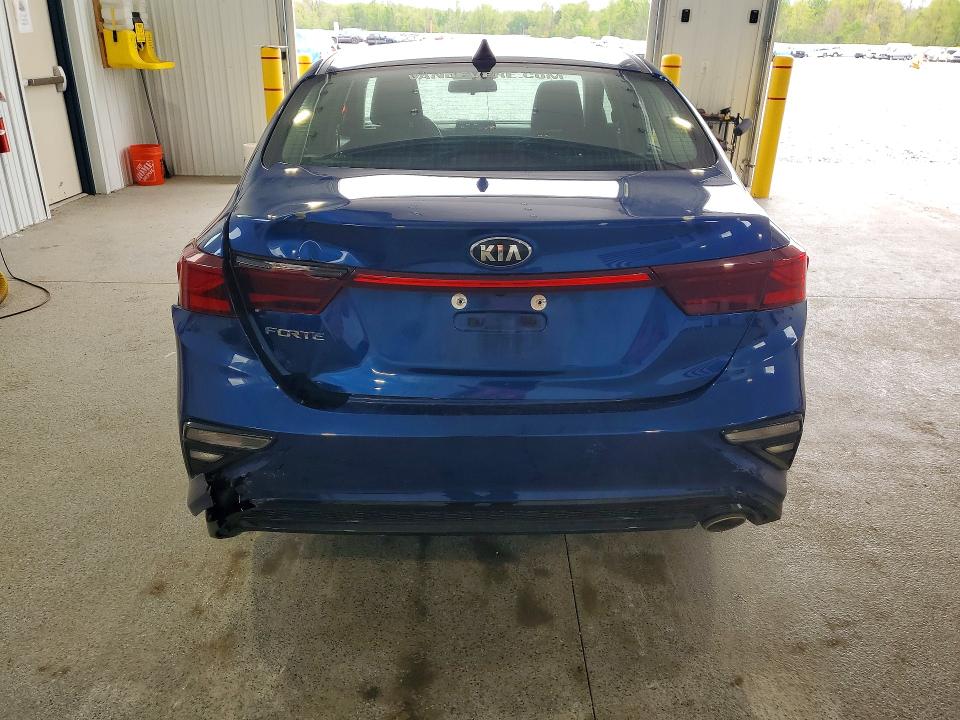 2020 Kia Forte მანქანა იყიდება აუქციონზე, vin: 3KPF24AD0LE234339, აუქციონის ნომერი: 53613976