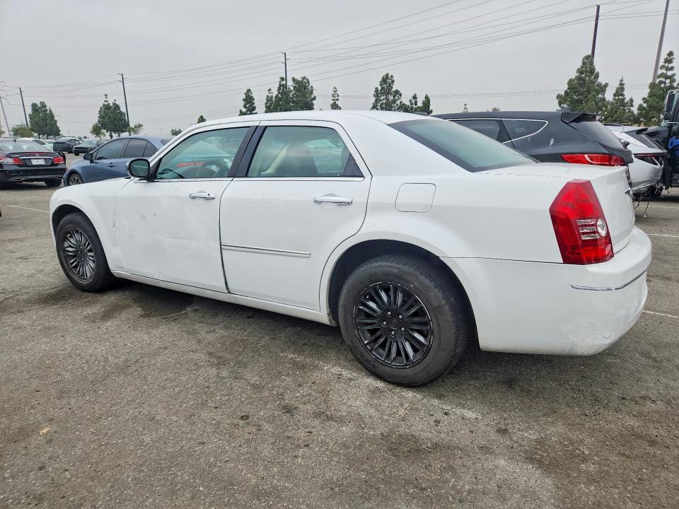 Auction sale of the 2010 Chrysler 300, vin: 2C3CA5CV6AH325946, lot number: 52015496