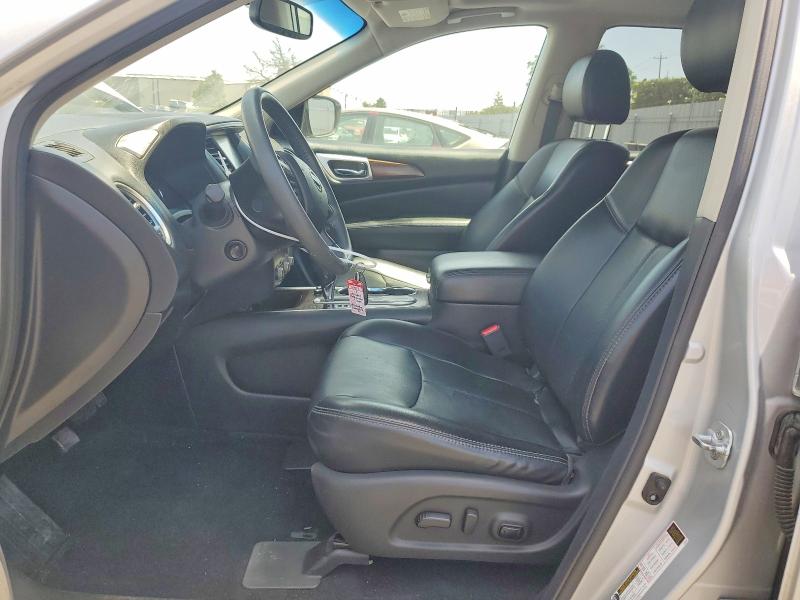 Продажа на аукционе авто 2017 Nissan Pathfinder, vin: 5N1DR2MN7HC641175, номер лота: 54018836