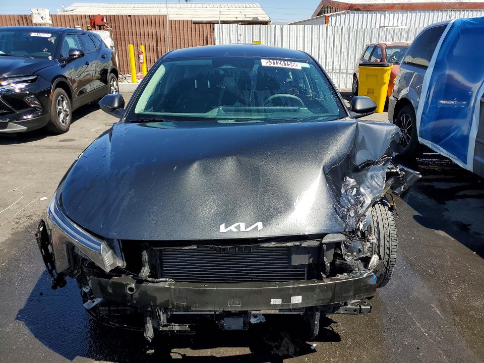 Продажа на аукционе авто 2025 Kia K4, vin: 3KPFT4DE4SE078354, номер лота: 53124156