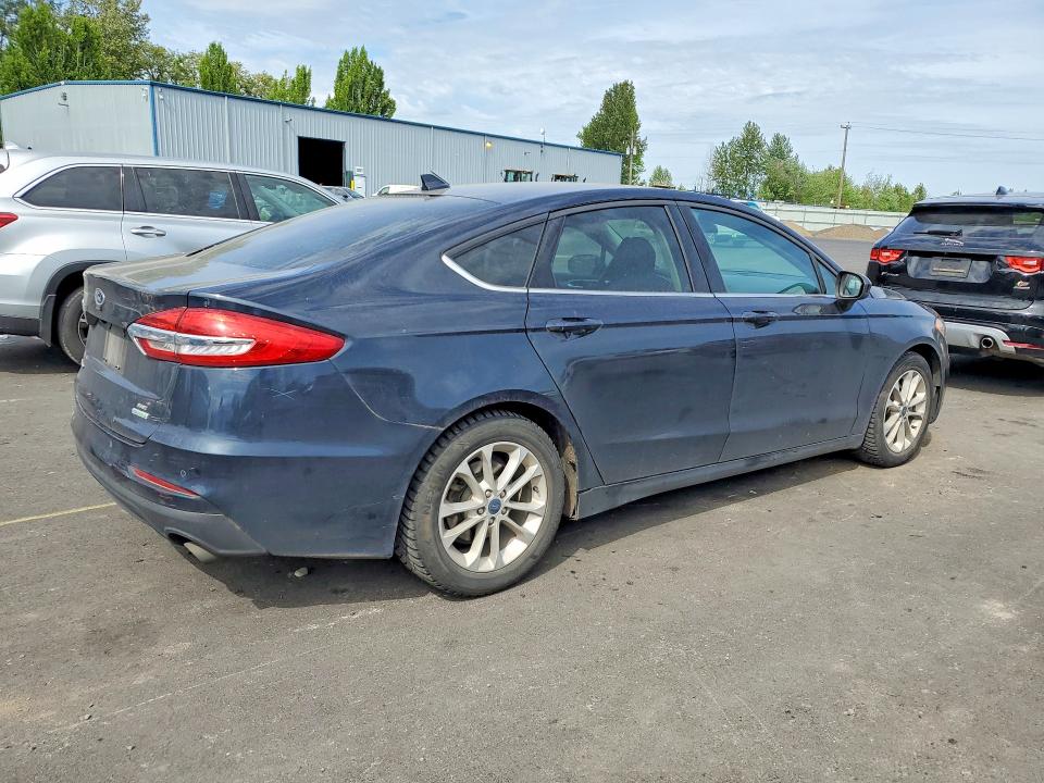 2020 Ford Fusion მანქანა იყიდება აუქციონზე, vin: 3FA6P0HD4LR256391, აუქციონის ნომერი: 52511336