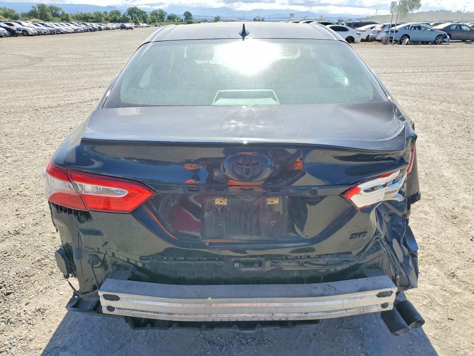 54508026 :رقم المزاد ، 4T1B11HKXKU795437 vin ، 2019 Toyota Camry مزاد بيع