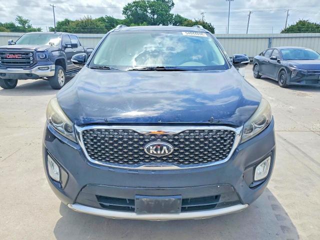 54044896 :رقم المزاد ، 5XYPK4A59HG220477 vin ، 2017 Kia Sorento مزاد بيع