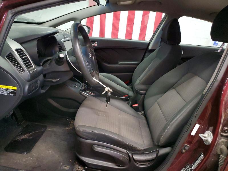 53055756 :رقم المزاد ، 3KPFL4A74JE199423 vin ، 2018 Kia Forte مزاد بيع