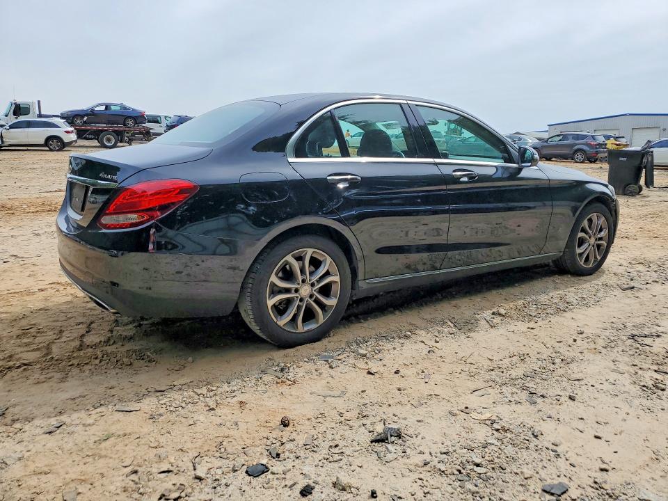 54853236 :رقم المزاد ، 55SWF4KB6HU208815 vin ، 2017 Mercedes-benz C مزاد بيع