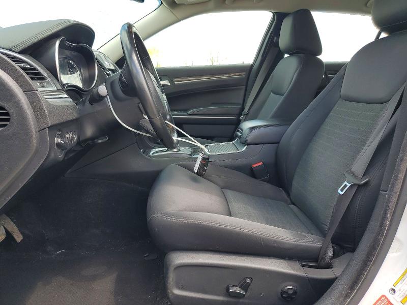 53748666 :رقم المزاد ، 2C3CCARG2LH115939 vin ، 2020 Chrysler 300 مزاد بيع