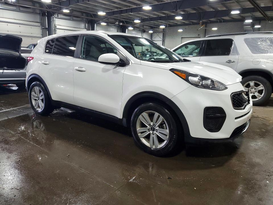 2017 Kia Sportage მანქანა იყიდება აუქციონზე, vin: KNDPM3AC8H7211673, აუქციონის ნომერი: 51843086