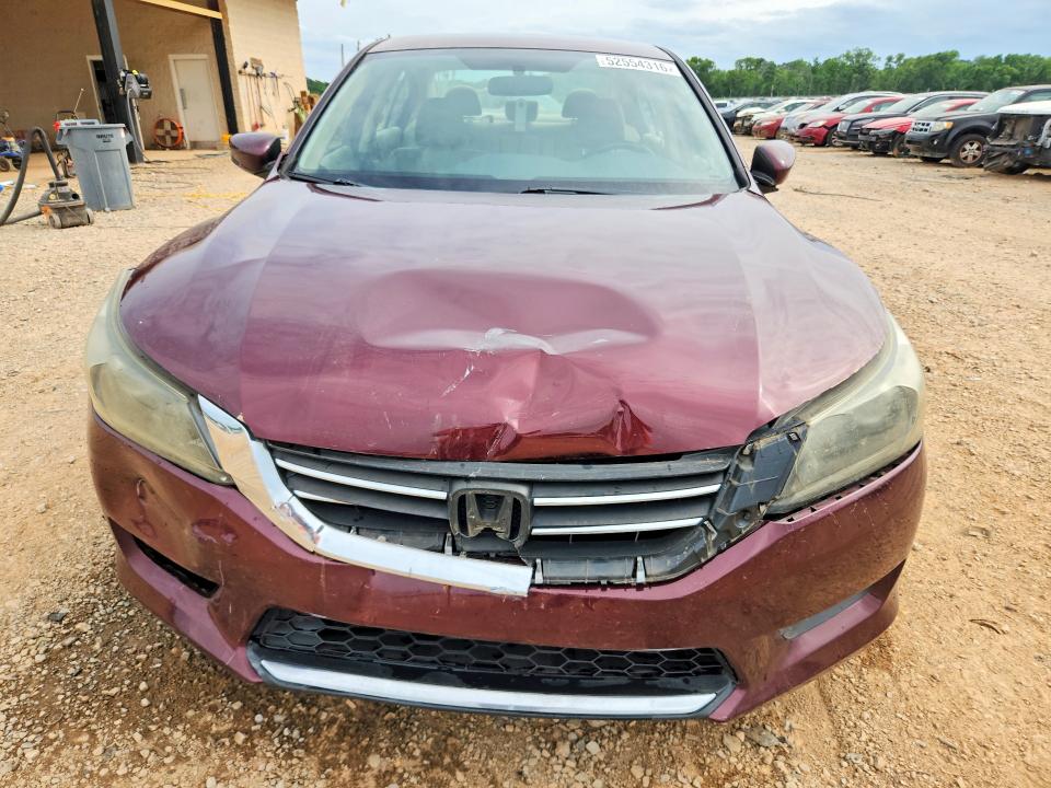 52554316 :رقم المزاد ، 1HGCR2F33FA172124 vin ، 2015 Honda Accord مزاد بيع