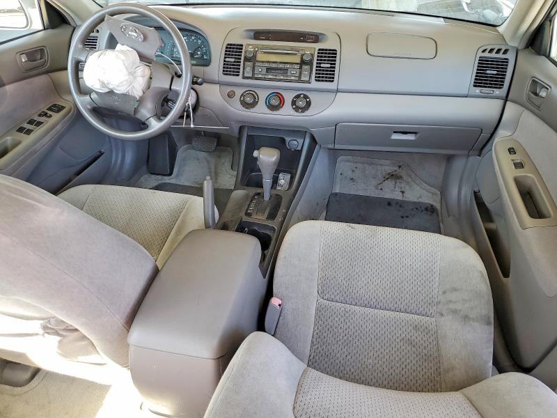 2004 Toyota Camry მანქანა იყიდება აუქციონზე, vin: 4T1BE32K74U909308, აუქციონის ნომერი: 54176646