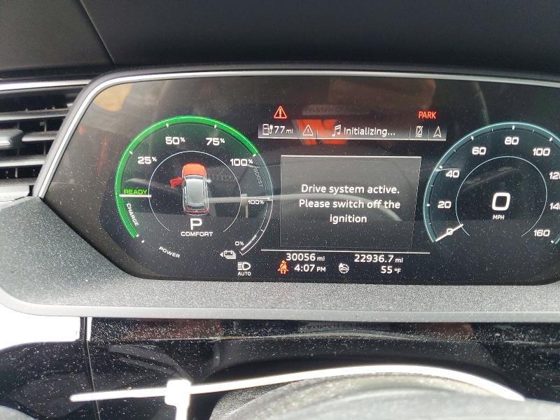 53088706 :رقم المزاد ، WA1VABGE2KB020767 vin ، 2019 Audi E-tron مزاد بيع