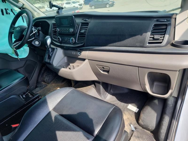 49070986 :رقم المزاد ، 1FTBR1C89SKA56970 vin ، 2025 Ford Transit مزاد بيع