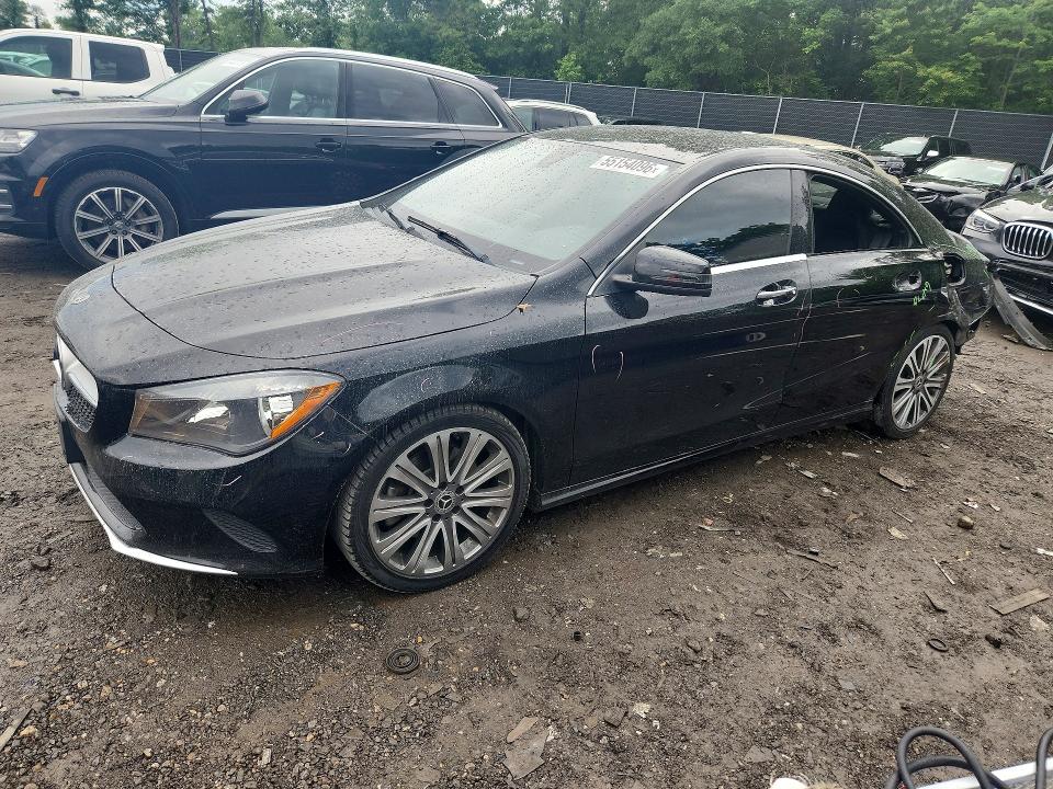 55154096 :رقم المزاد ، WDDSJ4GB8JN646093 vin ، 2018 Mercedes-benz Cla مزاد بيع