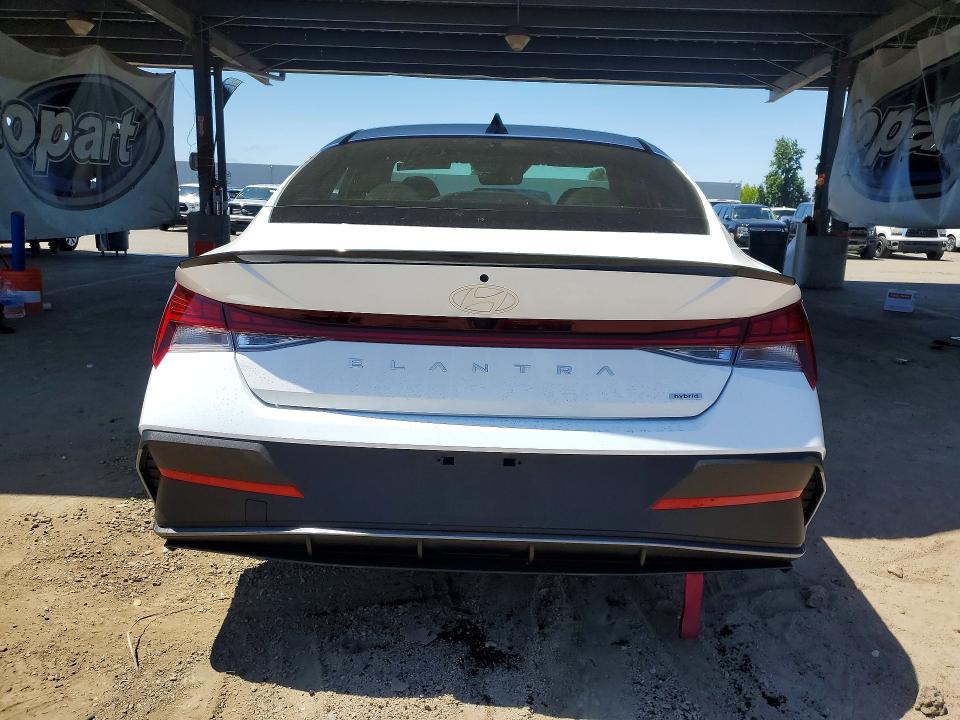 2025 Hyundai Elantra Hybrid მანქანა იყიდება აუქციონზე, vin: KMHLM4DJ0SU150676, აუქციონის ნომერი: 52879496