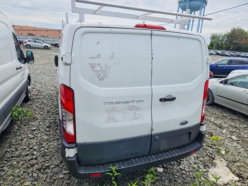 2023 Ford Transit მანქანა იყიდება აუქციონზე, vin: 1FTBR1Y88PKB50872, აუქციონის ნომერი: 53059466