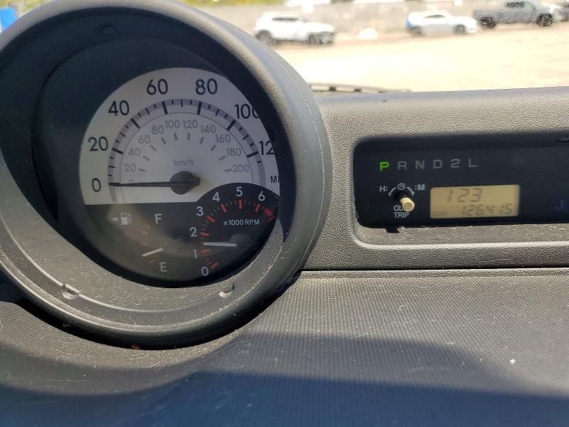 54019806 :رقم المزاد ، JTLKT324550209537 vin ، 2005 Toyota Scion مزاد بيع