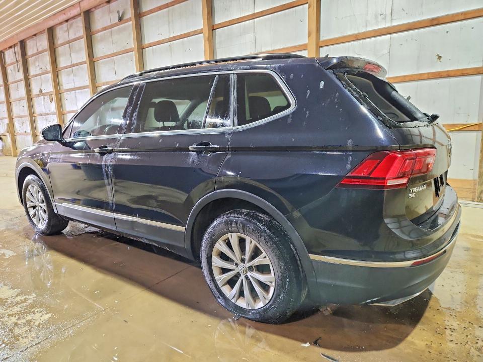 54273166 :رقم المزاد ، 3VV2B7AX3JM003739 vin ، 2018 Volkswagen Tiguan مزاد بيع