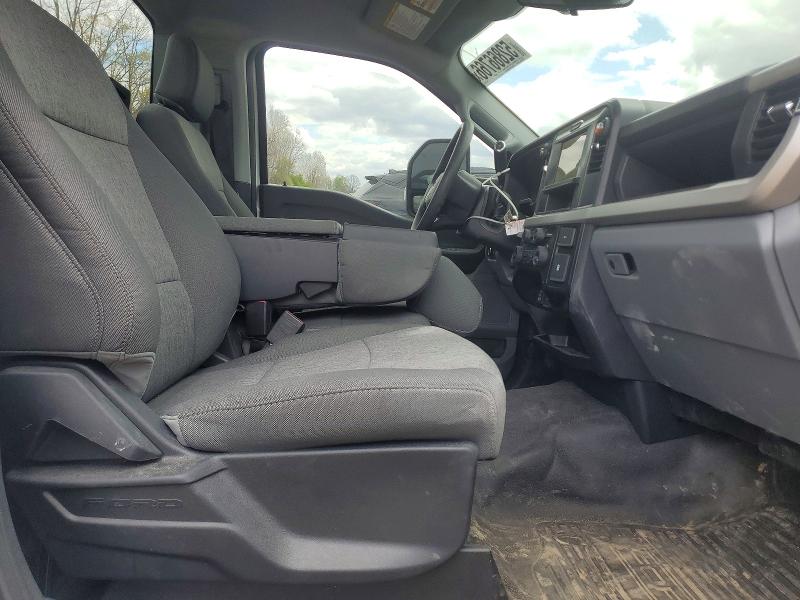 52866766 :رقم المزاد ، 1FTRF3BT5SEE13004 vin ، 2025 Ford F350 مزاد بيع
