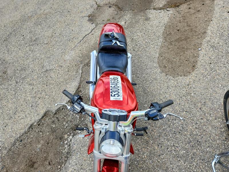 53064696 :رقم المزاد ، 1HD1HPH10DC802702 vin ، 2013 Harley-davidson Vrscf مزاد بيع