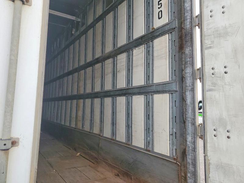 52432046 :رقم المزاد ، 1S12E9535DE526449 vin ، 2013 Strick Trailers Trailers مزاد بيع