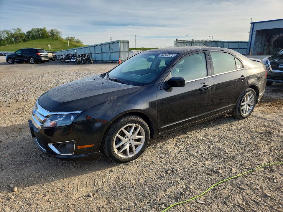 53662576 :رقم المزاد ، 3FAHP0JG3AR227135 vin ، 2010 Ford Fusion مزاد بيع