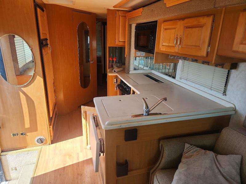 2003 Roadmaster Recreational Vehicle (rv) მანქანა იყიდება აუქციონზე, vin: 1RFB2444933024574, აუქციონის ნომერი: 54967976