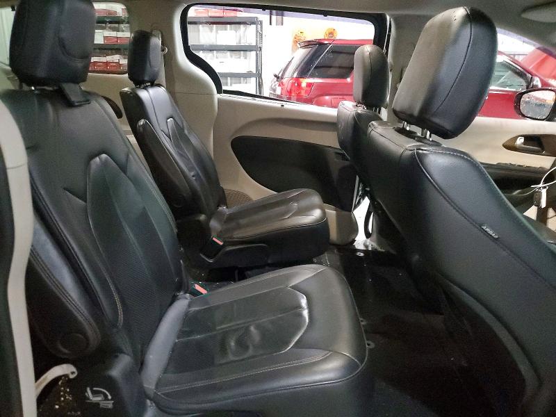 2018 Chrysler Pacifica მანქანა იყიდება აუქციონზე, vin: 2C4RC1BGXJR123231, აუქციონის ნომერი: 53617486
