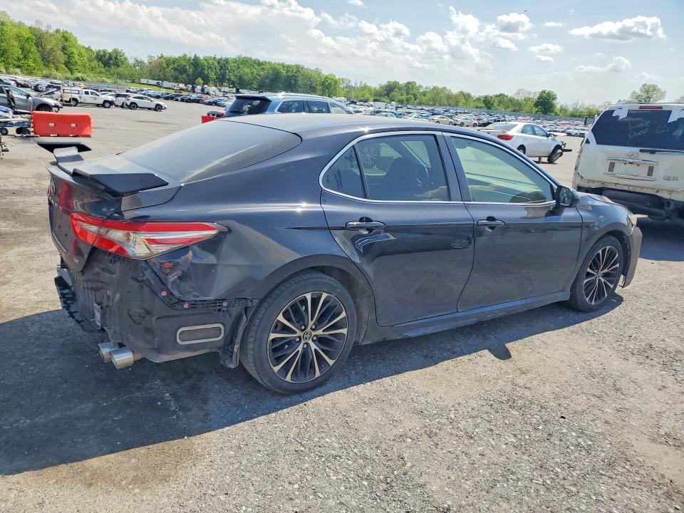 Продаж на аукціоні авто 2018 Toyota Camry, vin: JTNB11HK9J3008286, номер лоту: 52743756