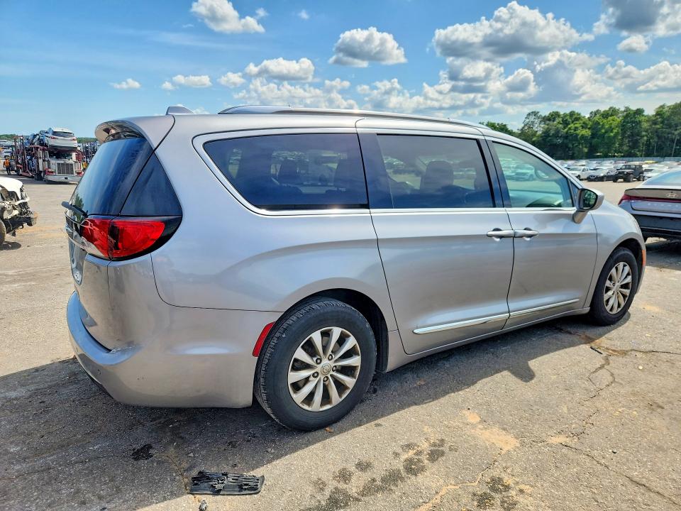 Auction sale of the 2019 Chrysler Pacifica, vin: 2C4RC1BG1KR731849, lot number: 54250186