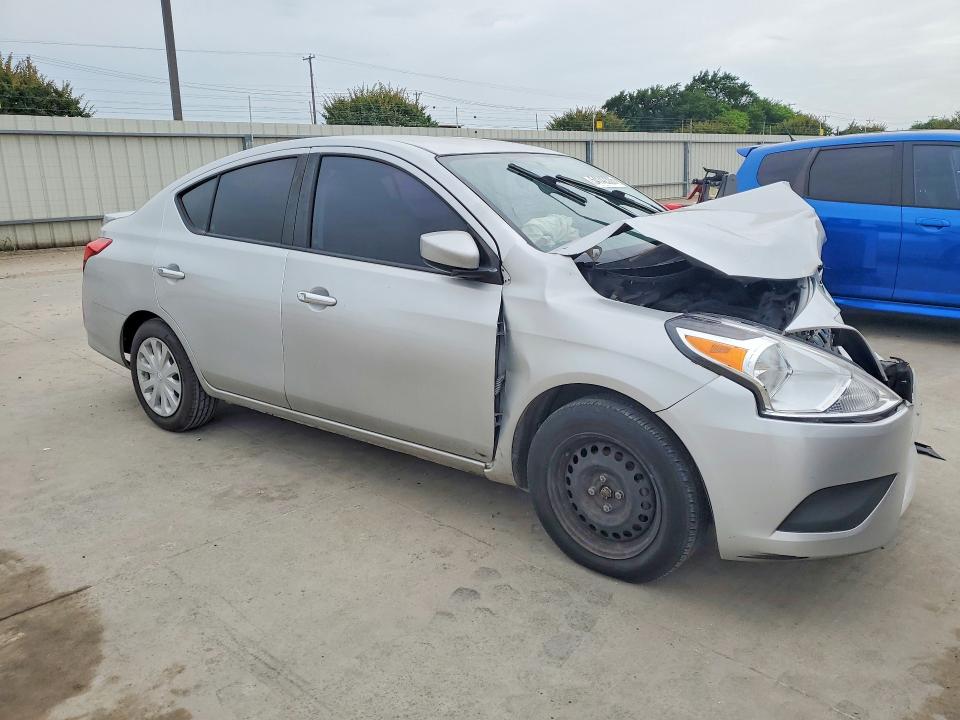 54142306 :رقم المزاد ، 3N1CN7AP7JK397514 vin ، 2018 Nissan Versa مزاد بيع