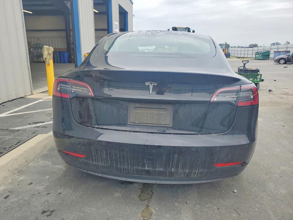 Продажа на аукционе авто 2022 Tesla Model 3, vin: 5YJ3E1EAXNF186287, номер лота: 55554926