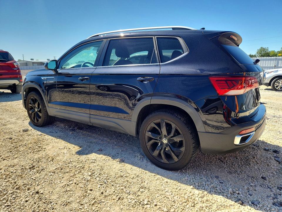 Продаж на аукціоні авто 2022 Volkswagen Taos, vin: 3VVPX7B26NM010782, номер лоту: 52540166