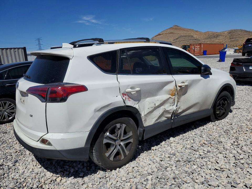 2016 Toyota Rav4 მანქანა იყიდება აუქციონზე, vin: JTMZFREV2GJ099536, აუქციონის ნომერი: 52775426