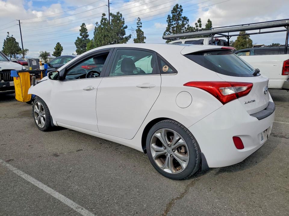 2014 Hyundai Elantra Gt მანქანა იყიდება აუქციონზე, vin: KMHD35LH0EU229202, აუქციონის ნომერი: 51036226