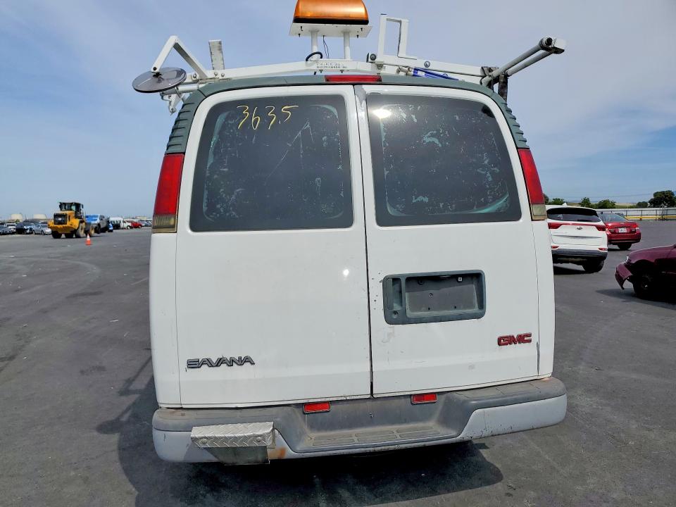 Продажа на аукционе авто 2002 Gmc Savana, vin: 1GTFG15W821223635, номер лота: 52020006