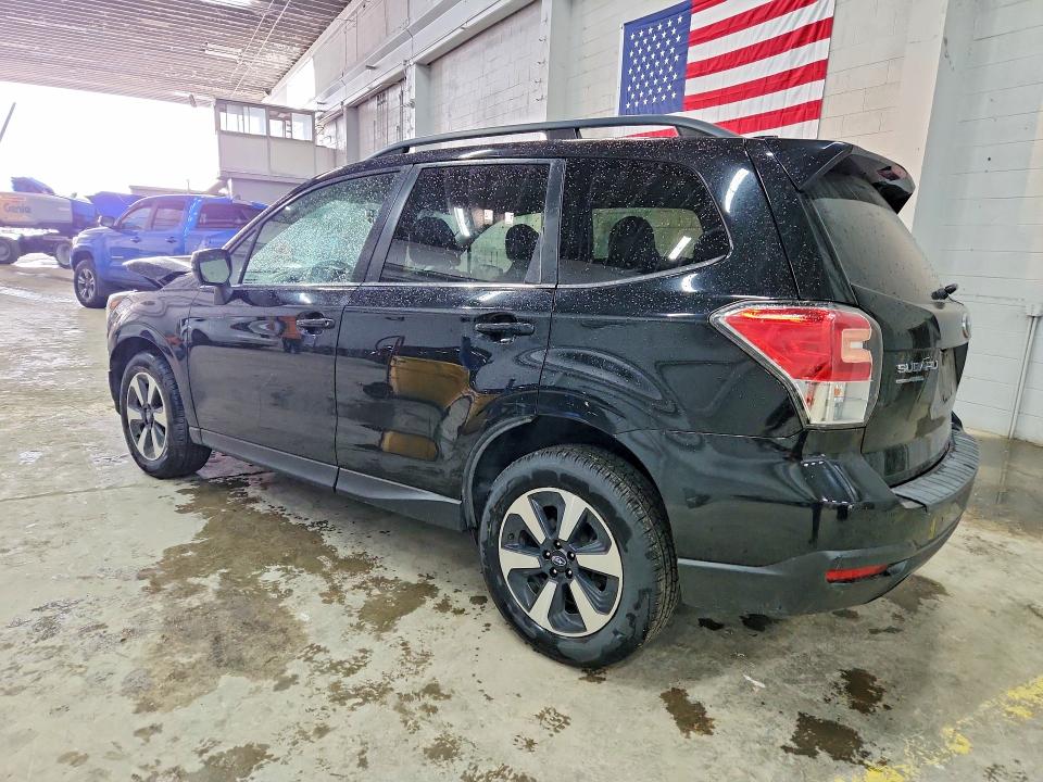 53101746 :رقم المزاد ، JF2SJAJC1HH557213 vin ، 2017 Subaru Forester مزاد بيع