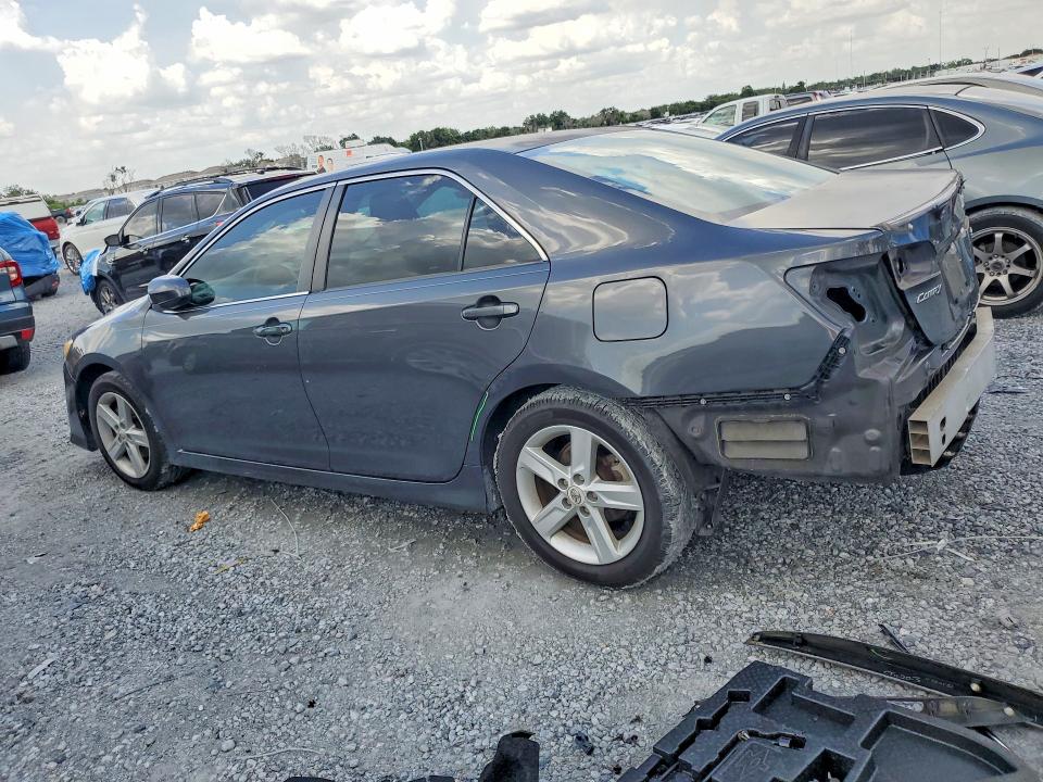 54653996 :رقم المزاد ، 4T1BF1FK1DU637690 vin ، 2013 Toyota Camry مزاد بيع