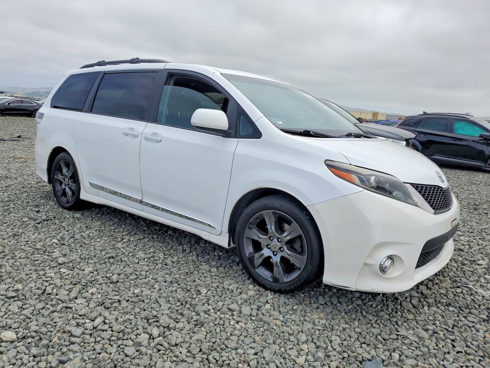 Aukcja sprzedaży 2015 Toyota Sienna, vin: 5TDXK3DC8FS586967, numer aukcji: 52083806